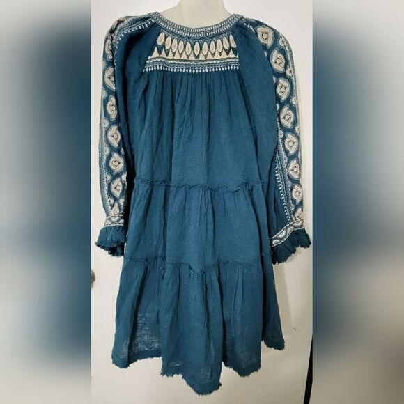 Free People V-neck oversized fit embroidered teal tunic top size small - Picture 12 of 15